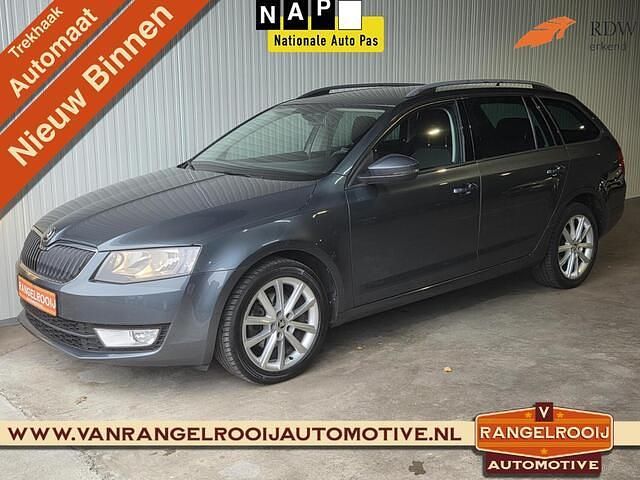 Grijs Gebruikt 2016 Skoda Octavia Business Line Stationwagen | € 9.895 (Goede deal) - Afbeelding 1/4
