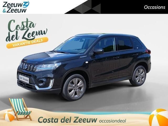 Zwart Gebruikt 2022 Suzuki Vitara SUV | € 23.440 (Eerlijke prijs) - Afbeelding 1/4