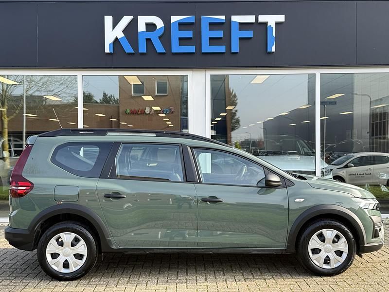 Occasion Dacia Jogger Expression 112 PK (82 kW) 2025 Groen MPV