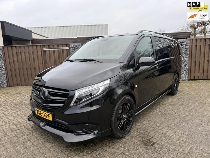 Occasion Mercedes Vito 136 PK (100 kW) 2023 Zwart (metallic) Van