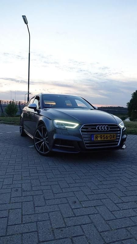 Gebruikt 2017 Audi S3 | € 23.500 (Eerlijke prijs) - Afbeelding 1/4