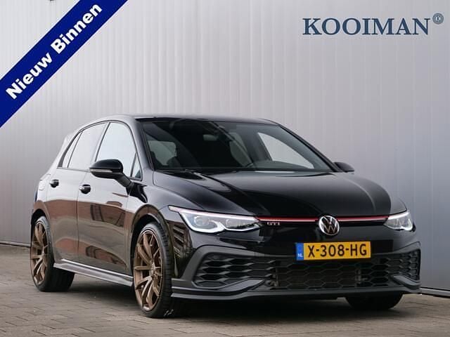 Zwart Gebruikt 2021 VW Golf VIII GTI Hatchback | € 34.450 (Goede deal) - Afbeelding 1/4