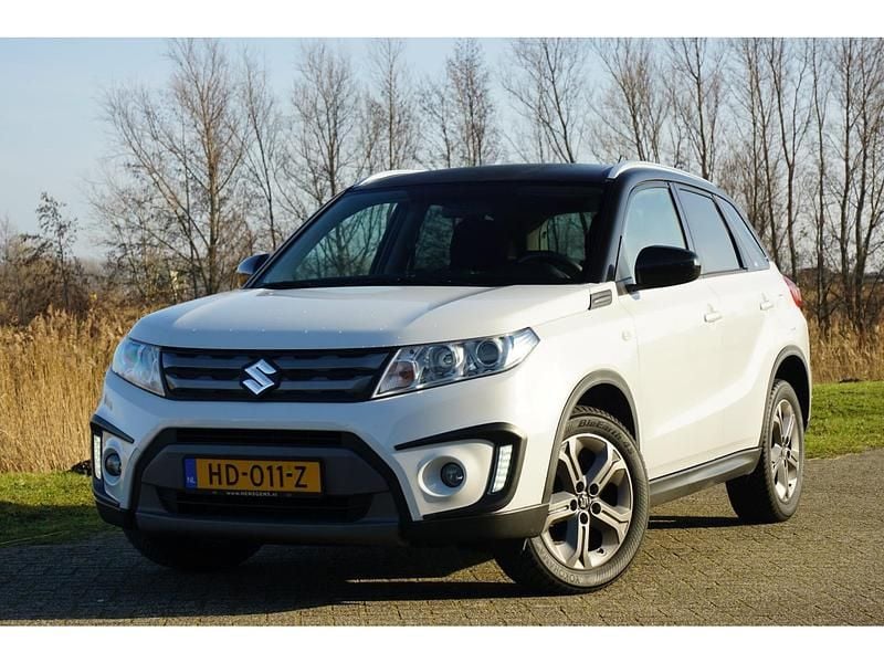 Occasion Suzuki Vitara Exclusive 120 PK (88 kW) 2015 Wit (metallic) SUV