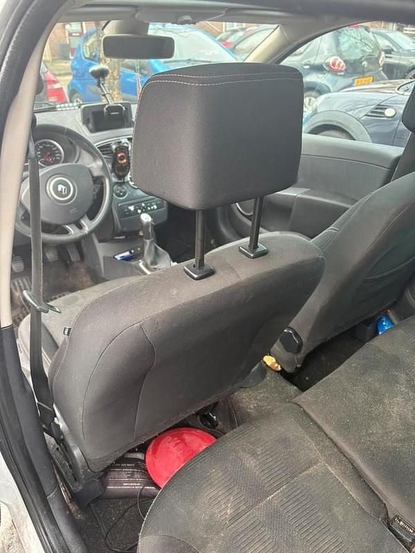 Occasion Renault Clio II 100 PK (73 kW) 2011 Stationwagen