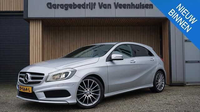 Grijs Occasion 2014 Mercedes A180 AMG line Hatchback | € 13.450 (Eerlijke prijs) - Afbeelding 1/4