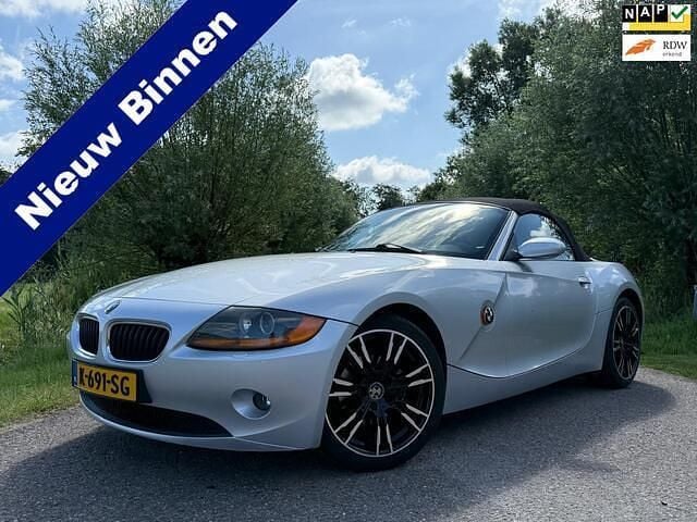 Grijs Gebruikt 2005 BMW Z4 Cabriolet | € 7.888 (Goede deal) - Afbeelding 1/4