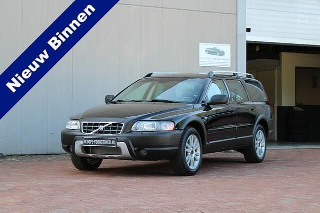 Zwart, metallic lak Gebruikt 2006 Volvo XC70 Summum SUV | € 16.950 - Afbeelding 1/4