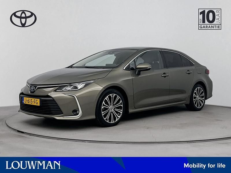 Groen Gebruikt 2020 Toyota Corolla Business Edition Sedan | € 20.245 (Duur) - Afbeelding 1/4