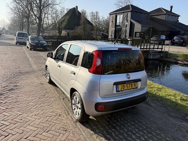 Occasion Fiat Panda 60 PK (44 kW) 2016 Grijs (metallic) Hatchback