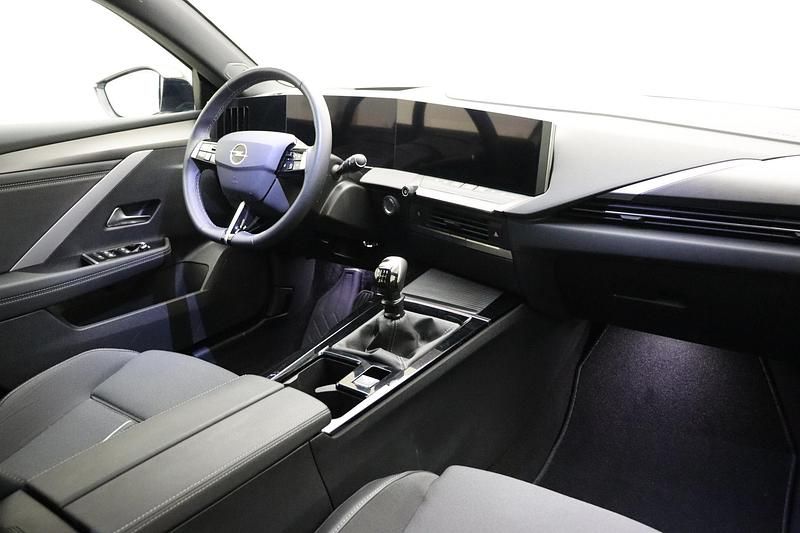 Occasion Opel Astra 131 PK (96 kW) 2024 Grijs Hatchback