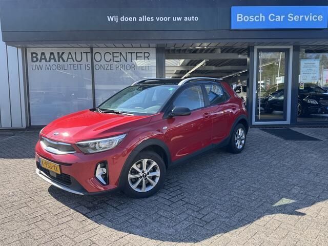 Rood Gebruikt 2021 Kia Stonic SUV | € 17.950 (Eerlijke prijs) - Afbeelding 1/4