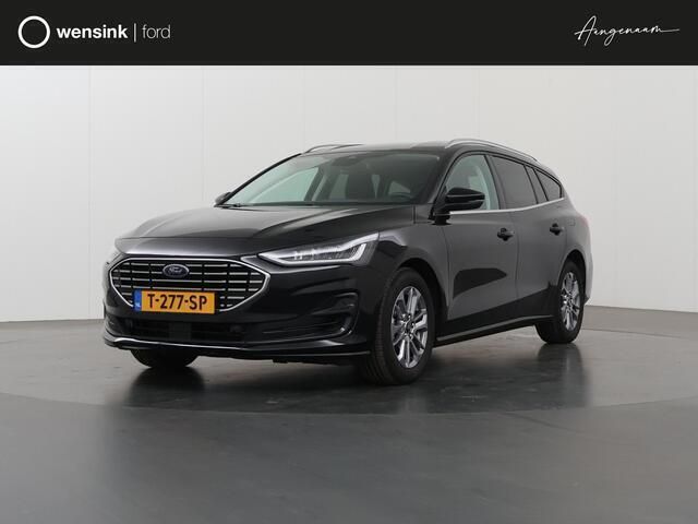 Zwart Gebruikt 2023 Ford Focus Titanium Stationwagen | € 24.935 (Eerlijke prijs) - Afbeelding 1/4