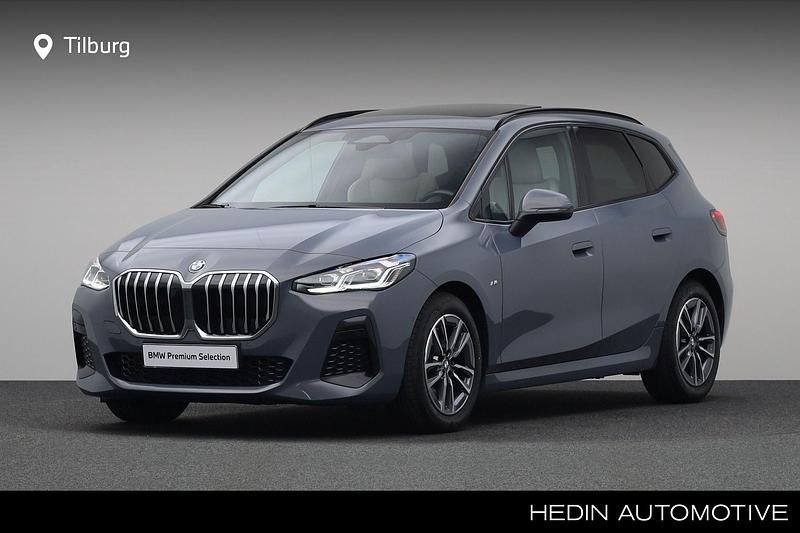 Grijs Gebruikt 2022 BMW 220 Comfort Edition Stationwagen | € 35.880 - Afbeelding 1/4
