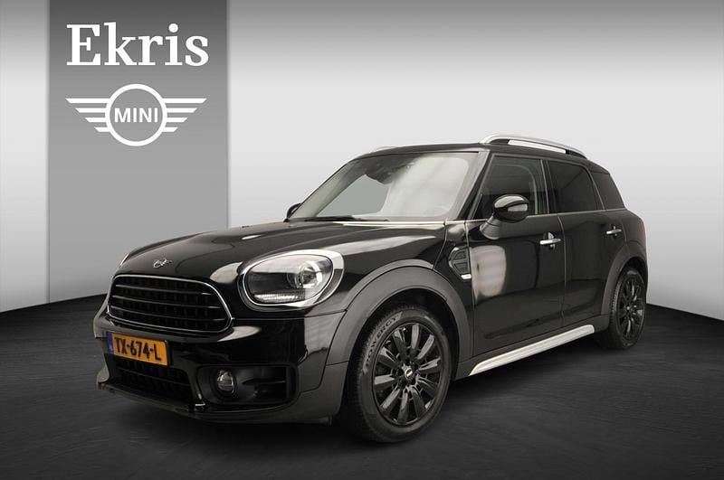 Zwart Gebruikt 2018 Mini Cooper Countryman SUV | € 19.900 (Goede deal) - Afbeelding 1/4