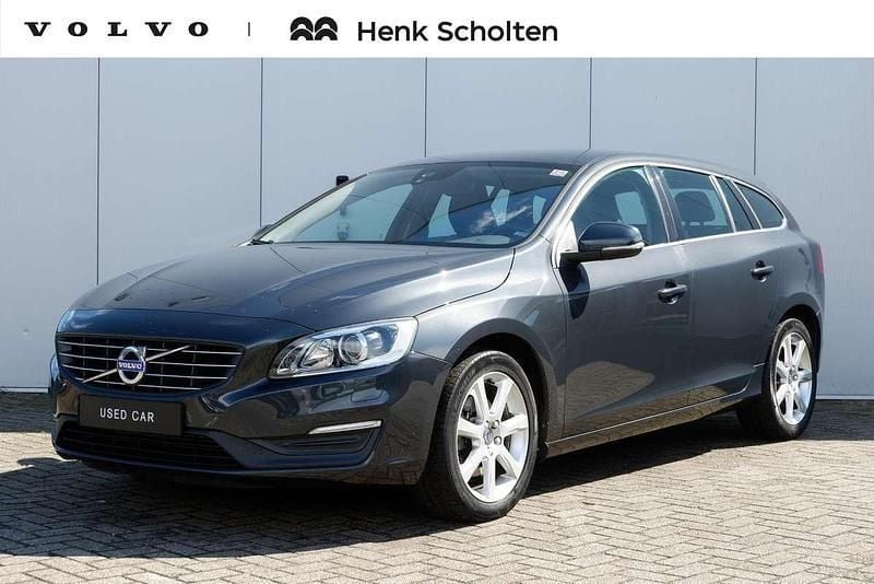 Grijs Gebruikt 2016 Volvo V60 Momentum Stationwagen | € 22.950 (Duur) - Afbeelding 1/4