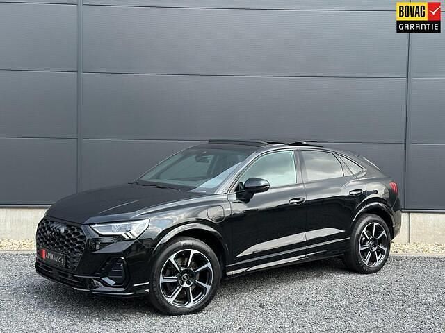 Zwart Gebruikt 2022 Audi Q3 Sportback S-Line SUV | € 43.950 (Eerlijke prijs) - Afbeelding 1/4