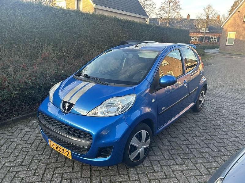 Occasion Peugeot 107 68 PK (50 kW) 2011 Blauw Hatchback