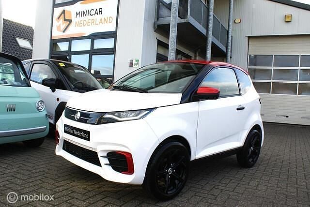 Wit Gebruikt 2024 Aixam City Sport Hatchback | € 14.450 (Eerlijke prijs) - Afbeelding 1/4