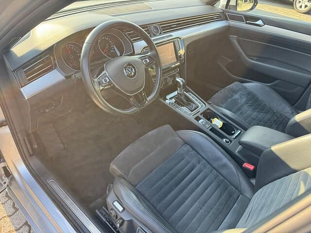 Occasion VW Passat Highline 157 PK (115 kW) 2015 Grijs Stationwagen