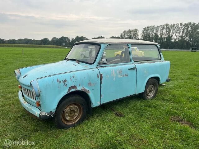 Occasion Trabant 601 26 PK (19 kW) 1981 Blauw Stationwagen