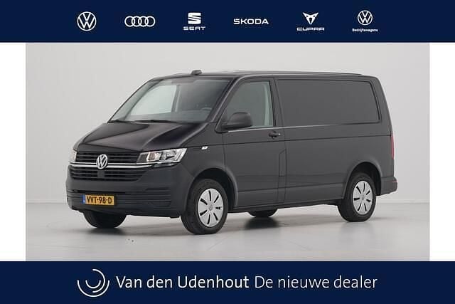 Zwart Gebruikt 2023 VW T6.1 Business Van | € 20.950 (Goede deal) - Afbeelding 1/4