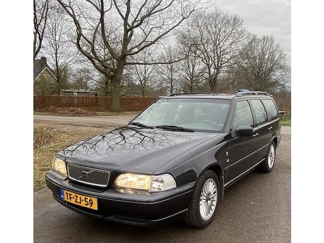 Grijs Occasion 1998 Volvo V70 Stationwagen | € 1.350 (Super prijs) - Afbeelding 1/4