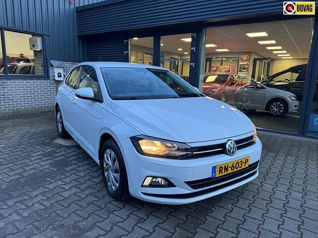 Wit Occasion 2018 VW Polo Comfortline Hatchback | € 14.950 (Eerlijke prijs) - Afbeelding 1/4