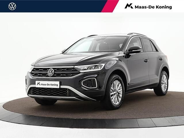 Zwart Gebruikt 2023 VW T-Roc Life SUV | € 28.880 (Goede deal) - Afbeelding 1/4