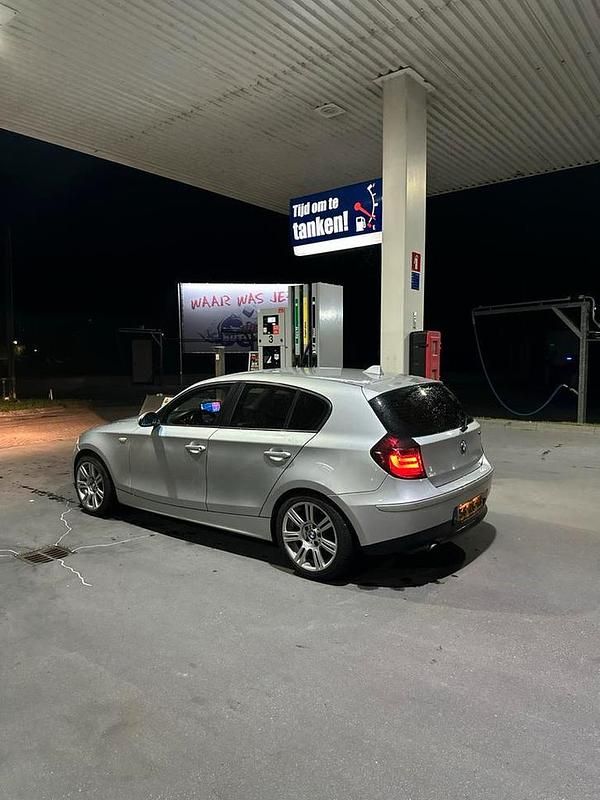 Occasion BMW 118 129 PK (94 kW) 2005 Grijs Hatchback