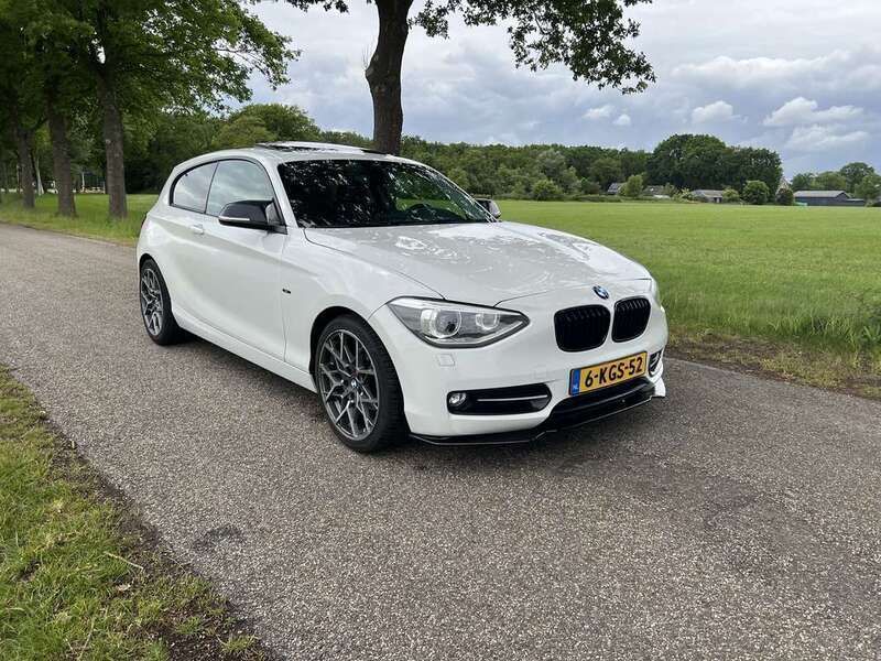 Wit Gebruikt 2013 BMW 114 Hatchback | € 8.950 (Iets duurder) - Afbeelding 1/4