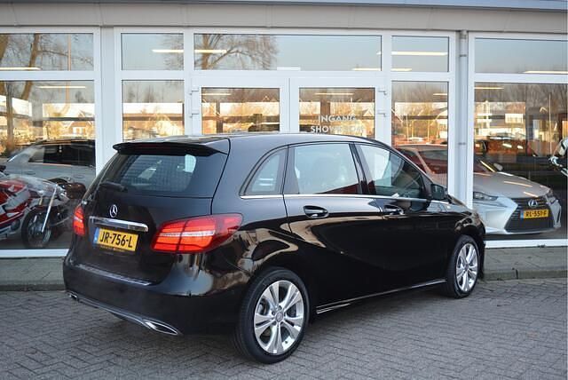 Occasion Mercedes B200 Prestige 156 PK (114 kW) 2016 Zwart (metallic) MPV