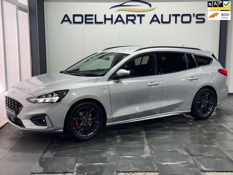 Grijs Gebruikt 2019 Ford Focus ST-Line Stationwagen | € 16.950 (Eerlijke prijs) - Afbeelding 1/4