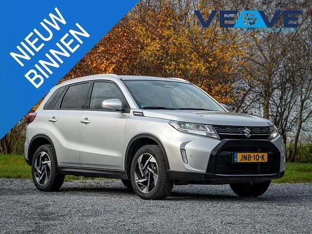 Grijs Gebruikt 2025 Suzuki Vitara Style SUV | € 28.000 (Goede deal) - Afbeelding 1/4