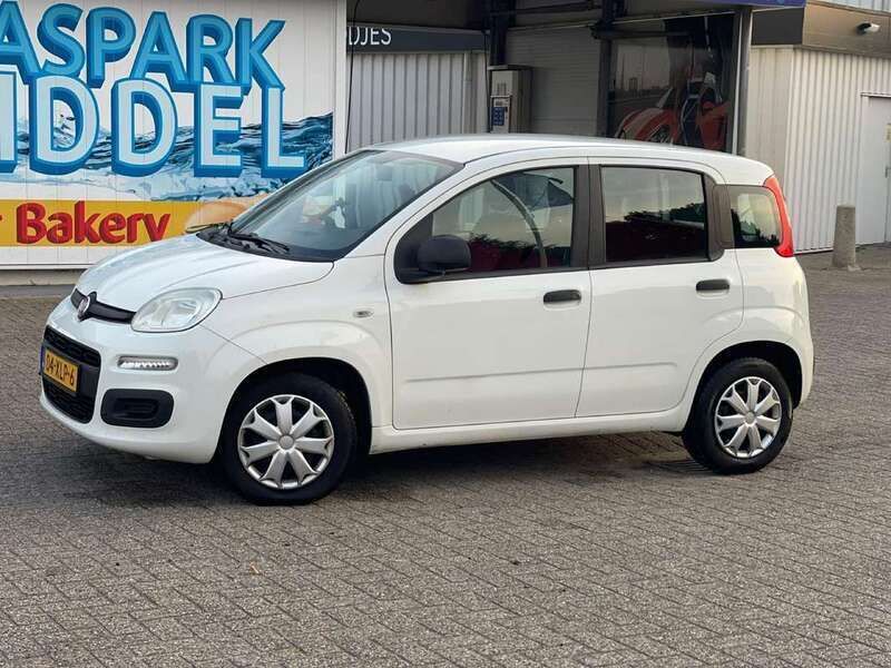 Gebruikt 2012 Fiat Panda Lounge Hatchback | € 3.500 (Iets duurder) - Afbeelding 1/4