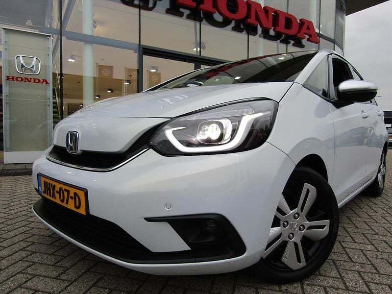 Wit Gebruikt 2022 Honda Jazz Executive Hatchback | € 22.950 (Eerlijke prijs) - Afbeelding 1/4