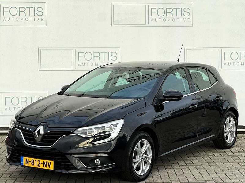 Zwart Gebruikt 2016 Renault Mégane IV Zen Hatchback | € 10.700 (Eerlijke prijs) - Afbeelding 1/4