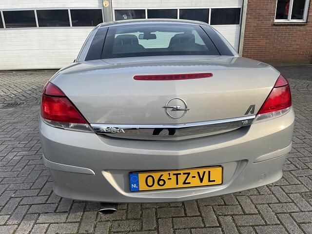 Occasion Opel Astra Cabriolet 116 PK (85 kW) 2007 Grijs Cabriolet