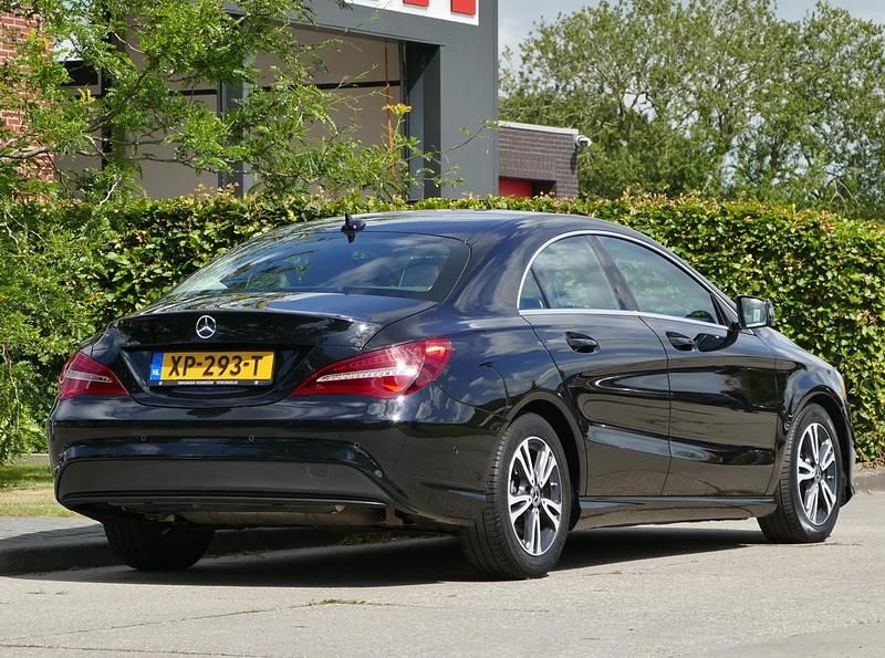 Occasion Mercedes CLA180 Ambition 123 PK (90 kW) 2019 Zwart Sedan