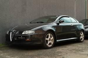 Zwartnero Gebruikt 2005 Alfa Romeo GT Coupé | € 7.000 - Afbeelding 1/4