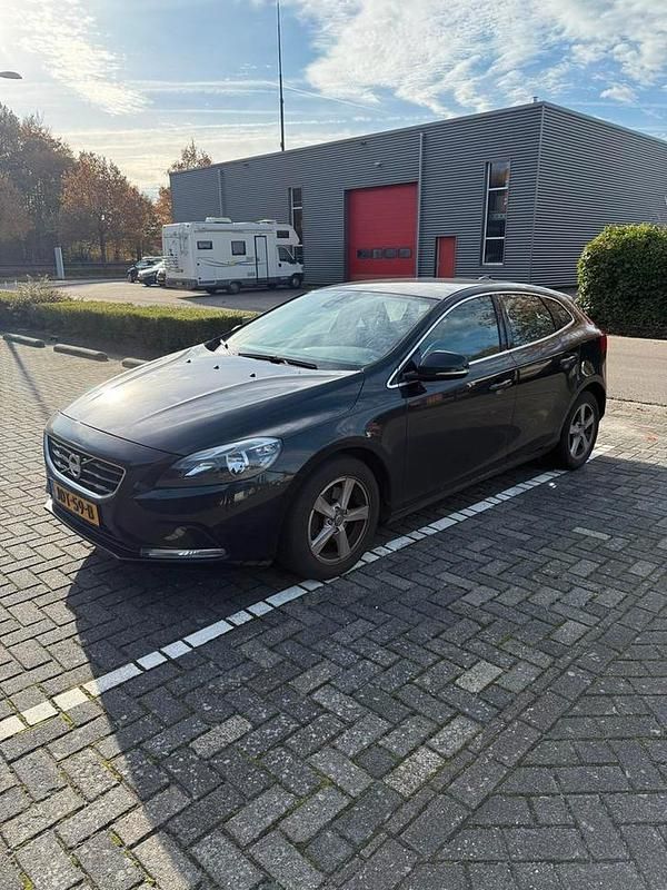 Gebruikt 2013 Volvo V40 | € 10.950 (Eerlijke prijs) - Afbeelding 1/4