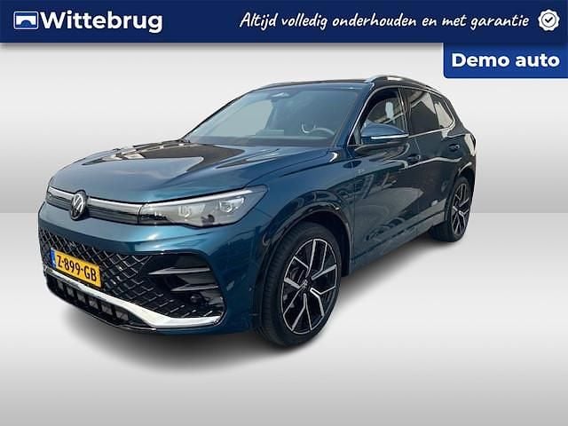 Blauw Gebruikt 2024 VW Tiguan Business SUV | € 44.950 (Super prijs) - Afbeelding 1/2