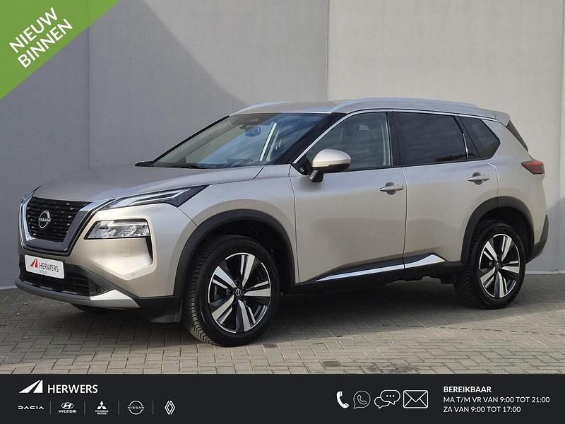 Champagne silver (kay) Gebruikt 2024 Nissan X-Trail Tekna SUV | € 35.685 (Super prijs) - Afbeelding 1/4