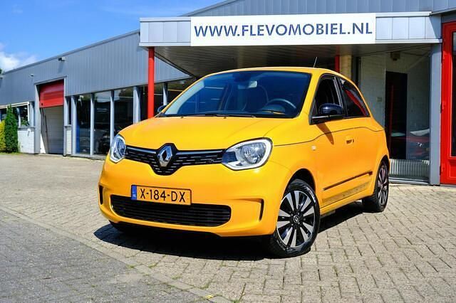 Geel Gebruikt 2023 Renault Twingo Techno Hatchback | € 13.950 (Eerlijke prijs) - Afbeelding 1/4