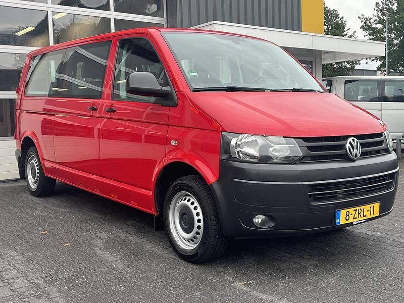 Rood Gebruikt 2015 VW T5 Trendline Van | € 19.950 (Duur) - Afbeelding 1/4