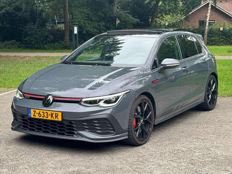 Grijs Gebruikt 2022 VW Golf VIII GTI Clubsport Stationwagen | € 34.950 (Super prijs) - Afbeelding 1/4