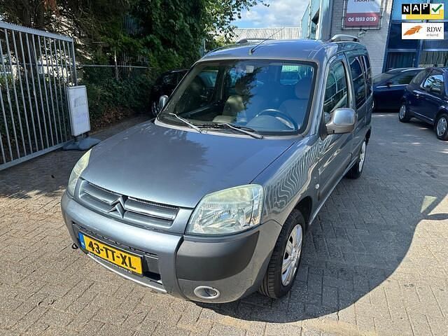 Grijs Gebruikt 2007 Citroën Berlingo MPV | € 2.949 (Iets duurder) - Afbeelding 1/4