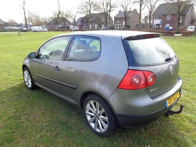 Occasion VW Golf IV 60 PK (44 kW) 2004 Grijs (metallic) Hatchback