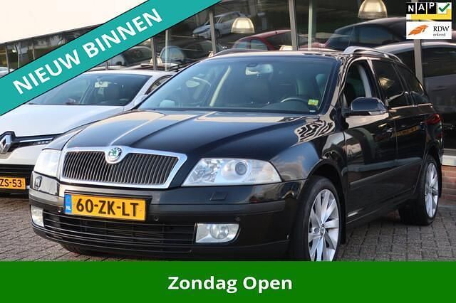 Zwart Gebruikt 2008 Skoda Octavia Business Line Stationwagen | € 3.450 (Iets duurder) - Afbeelding 1/4
