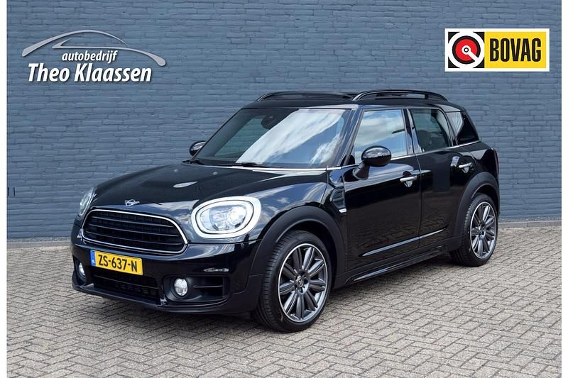 Zwart, metallic lak Gebruikt 2019 Mini Cooper Countryman Chili SUV | € 22.750 (Eerlijke prijs) - Afbeelding 1/4