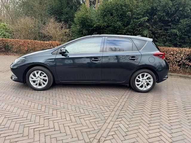 Occasion Toyota Auris Executive 99 PK (72 kW) 2015 Grijs Hatchback